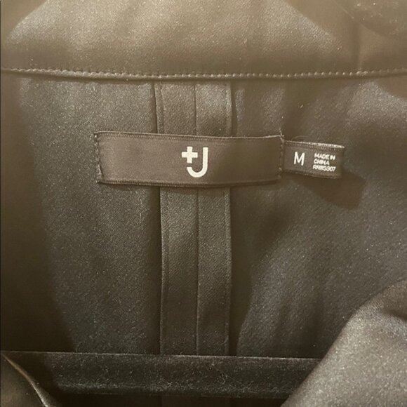 UNIQLO + J Jil Sander Long Black Satin Sleeveless Vest with Pockets - Picture 3 of 4